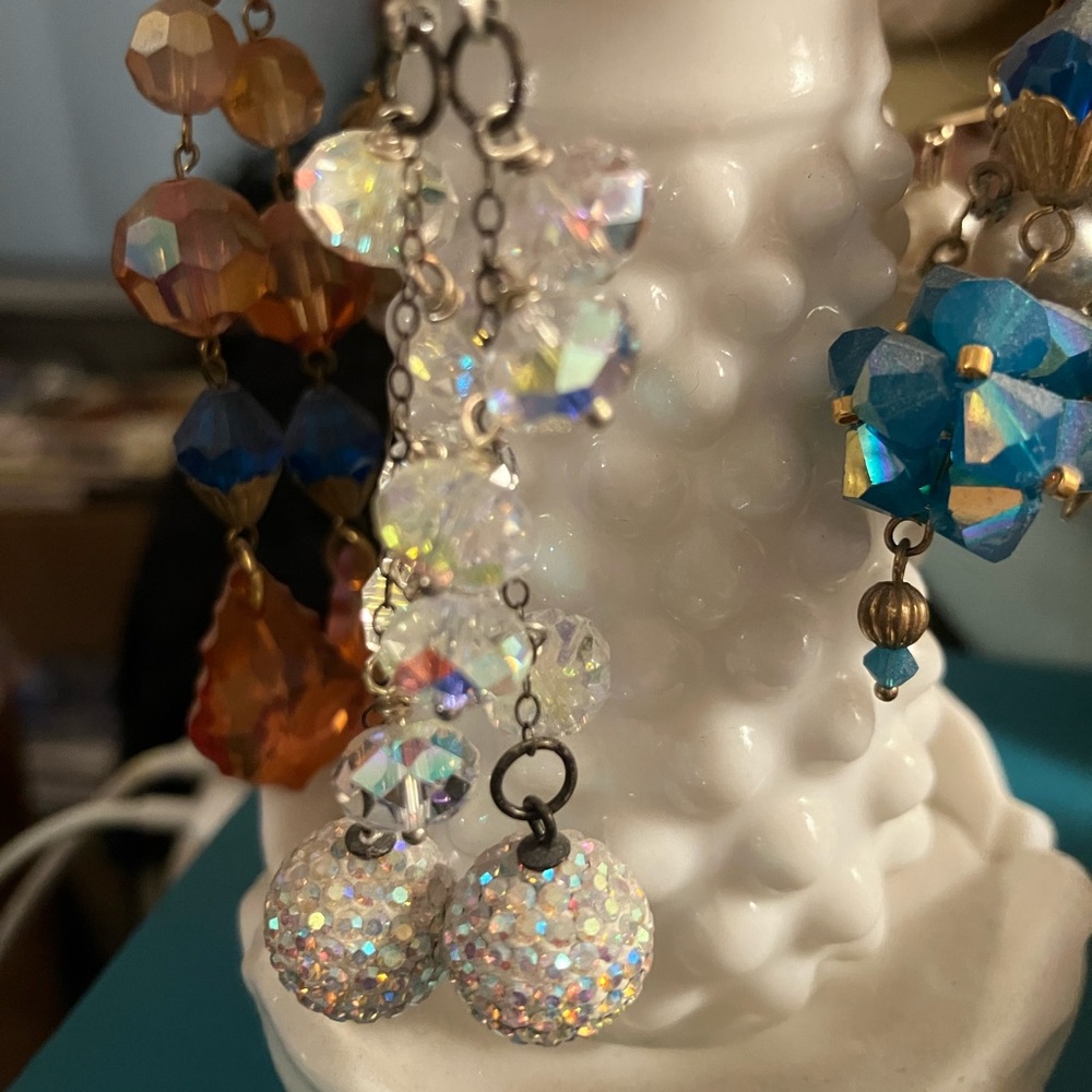 Elegant Swarovski Crystal Drop Earrings - Picture 15 of 15
